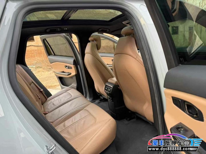 21年蔚来ES6轿车抵押车出售