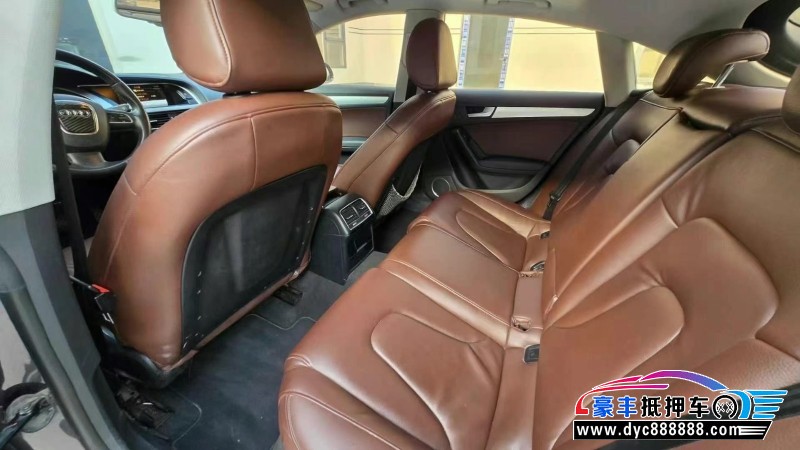 11年奥迪A5轿车抵押车出售