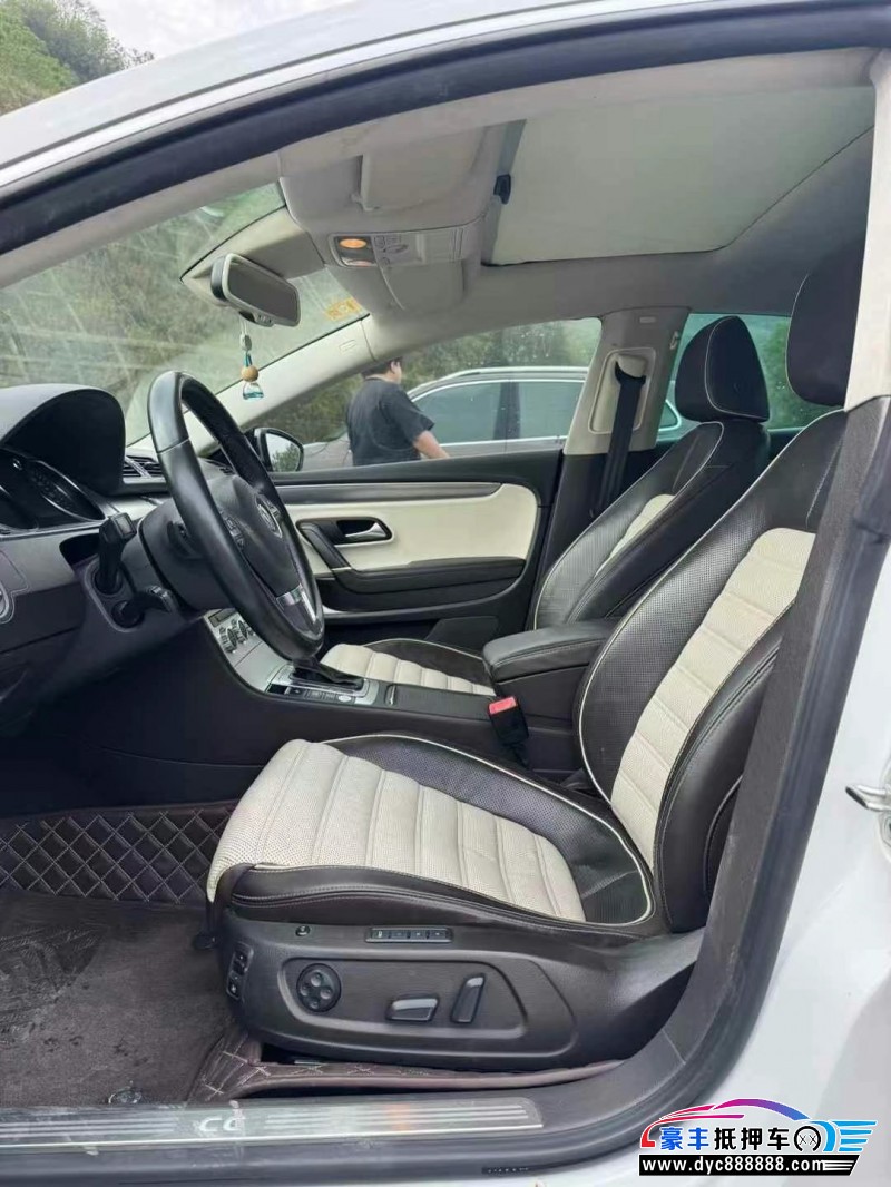 14年大众CC轿车抵押车出售