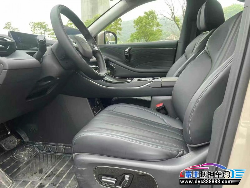 25年埃安霸王龙轿车抵押车出售