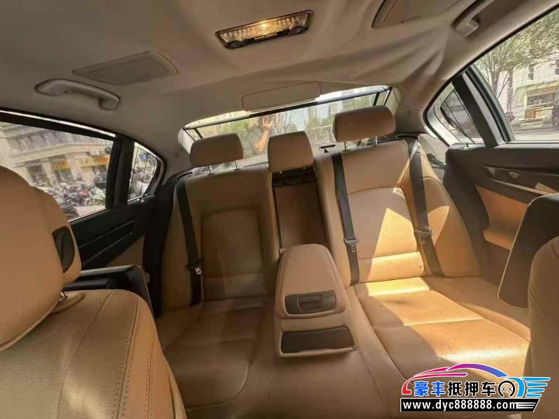 14年宝马7系轿车抵押车出售