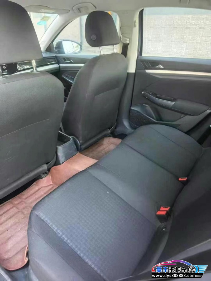 19年大众宝来轿车抵押车出售