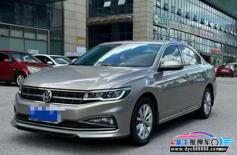 18年大众宝来轿车抵押车出售