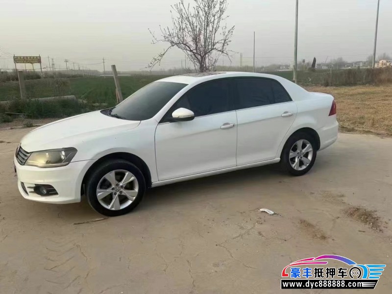 15年大众宝来轿车抵押车出售