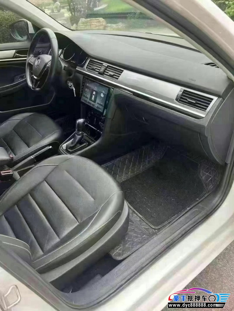 19年大众宝来轿车抵押车出售