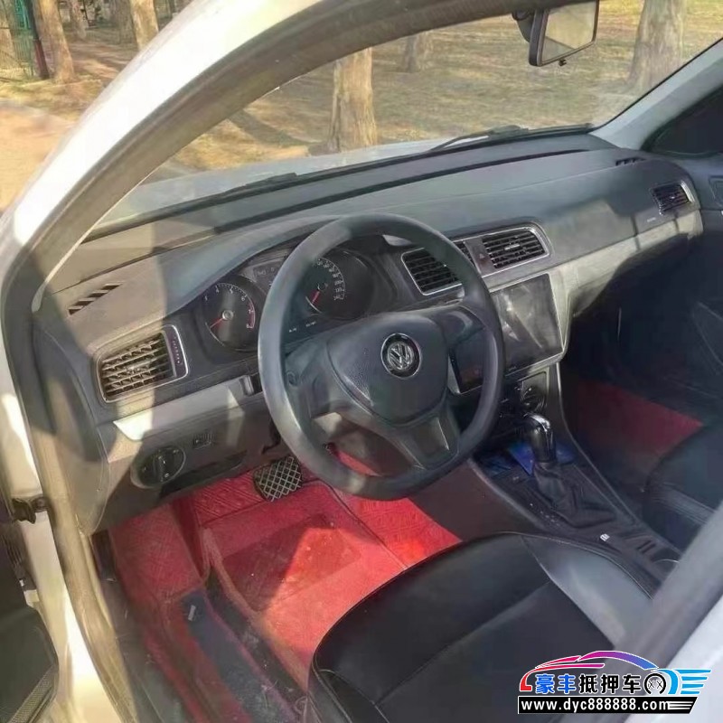 18年大众朗逸轿车抵押车出售