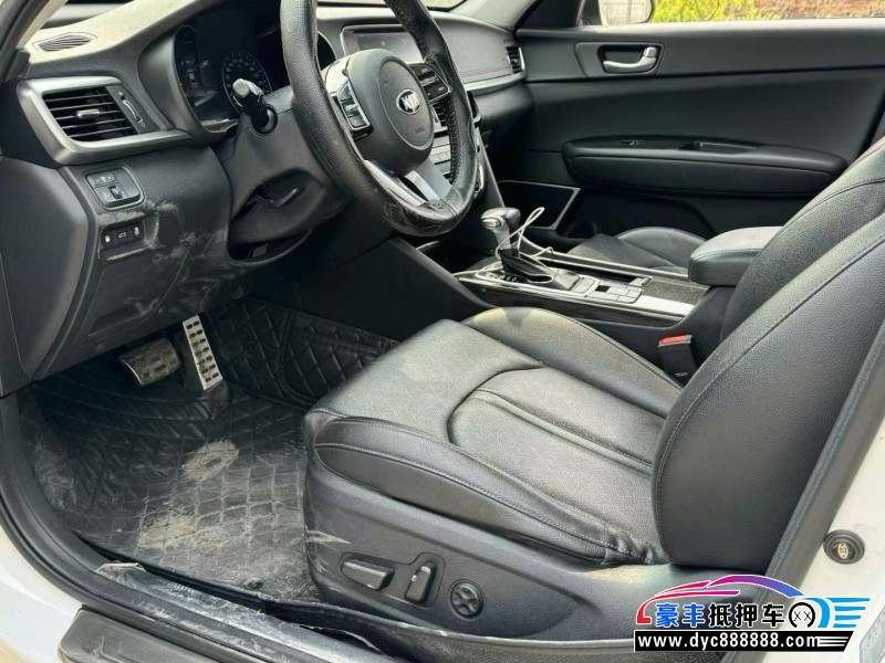 18年起亚K5轿车抵押车出售