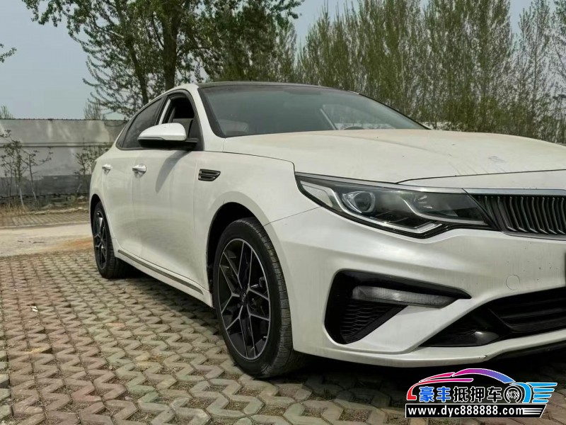 18年起亚K5轿车抵押车出售