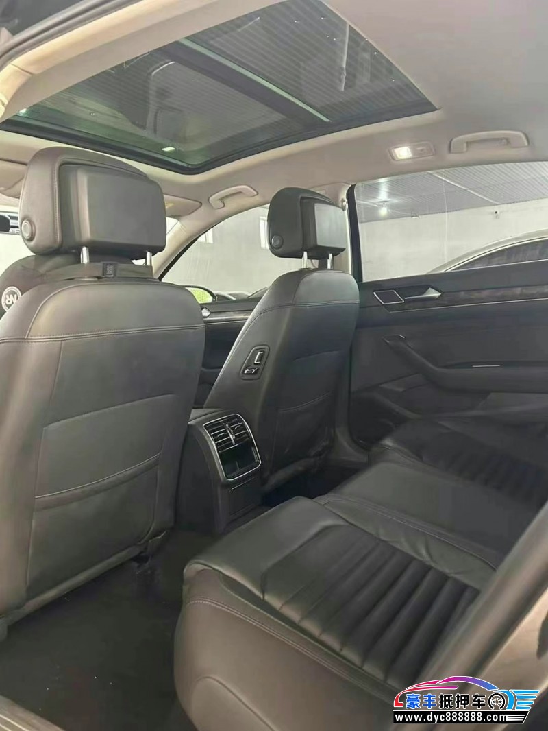 20年大众迈腾轿车抵押车出售