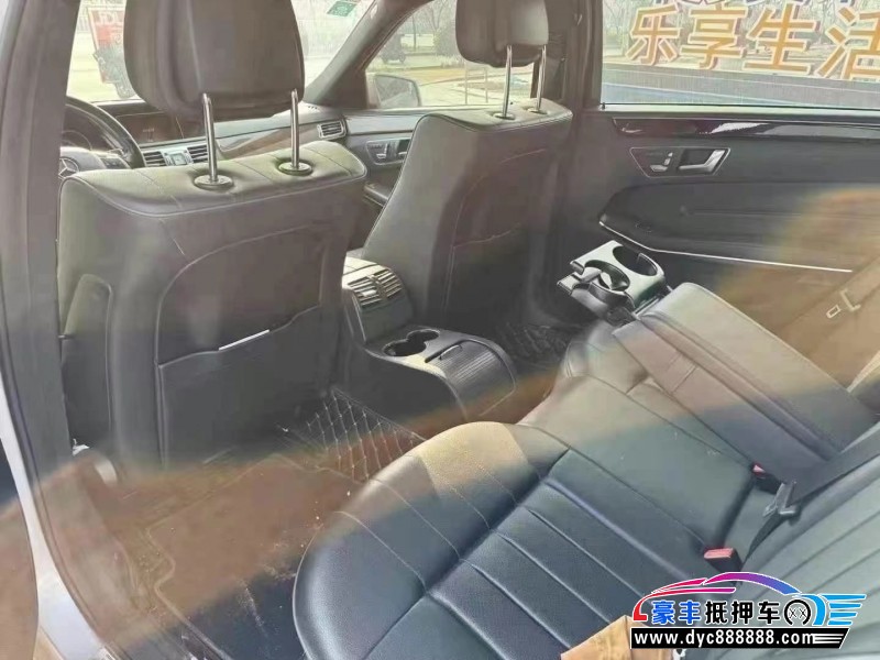 16年奔驰E轿车抵押车出售