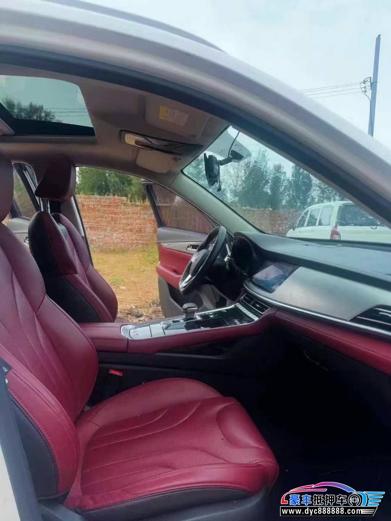 20年长安长安cs85轿车抵押车出售