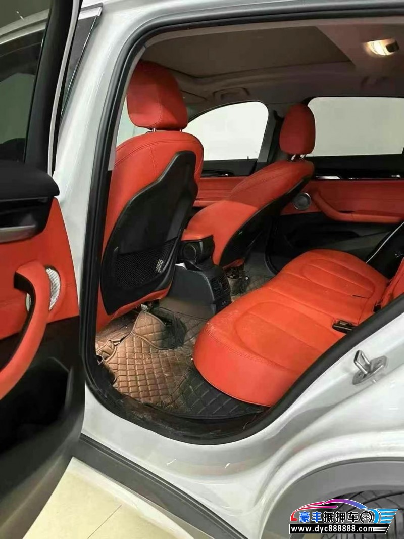 21年宝马X2轿车抵押车出售