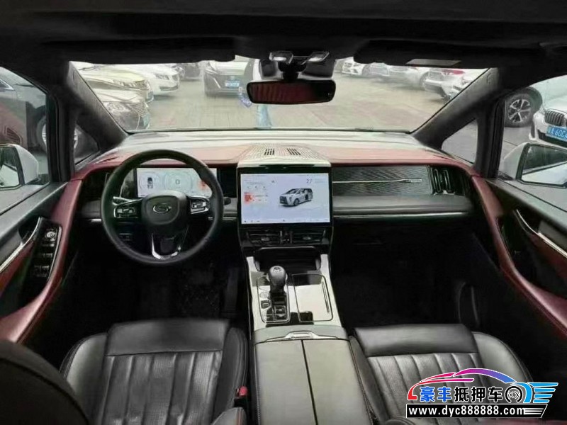 23年传祺M8轿车抵押车出售