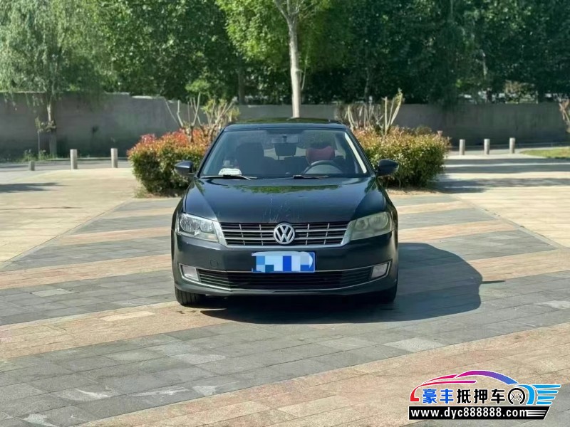 13年大众朗逸轿车抵押车出售
