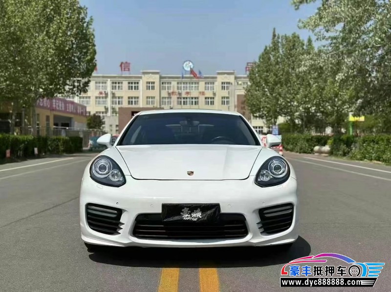 15年保时捷帕纳梅拉轿车抵押车出售