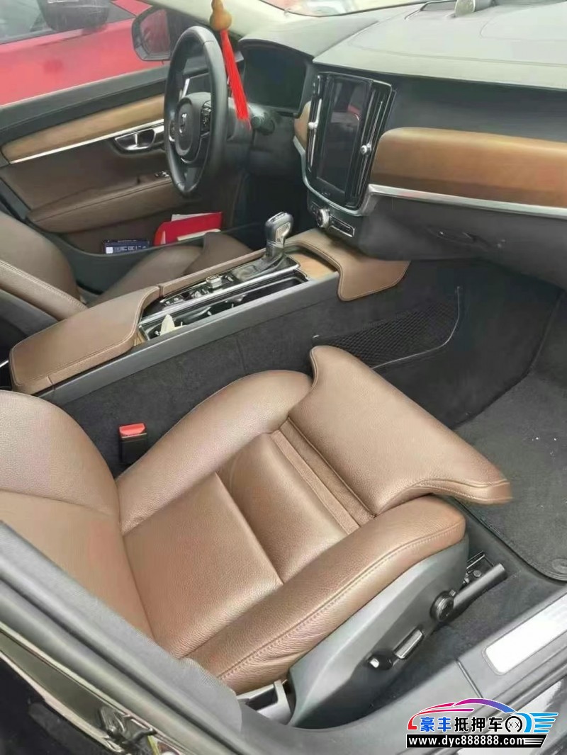 20年沃尔沃S90轿车抵押车出售