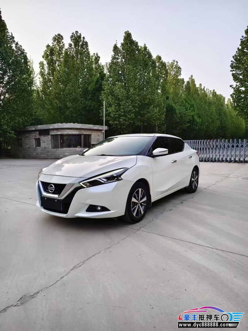 19年日产蓝鸟轿车抵押车出售