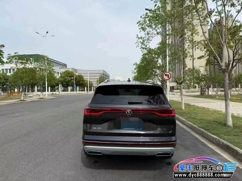 24年大众揽镜轿车抵押车出售