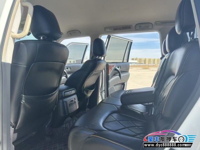 19年日产途乐轿车抵押车出售