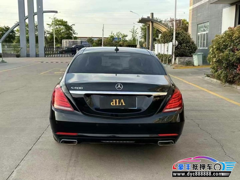 17年奔驰S轿车抵押车出售