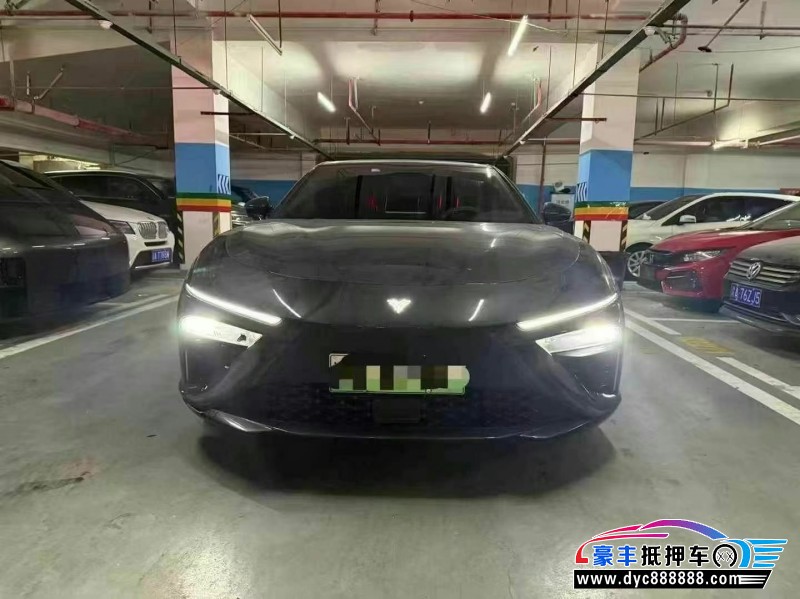 24年哪吒S轿车抵押车出售