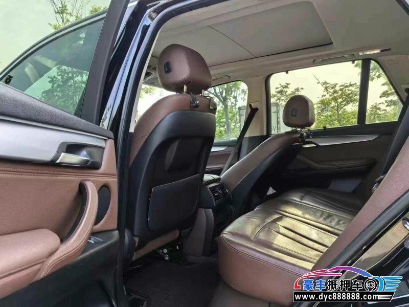 18年宝马X5轿车抵押车出售