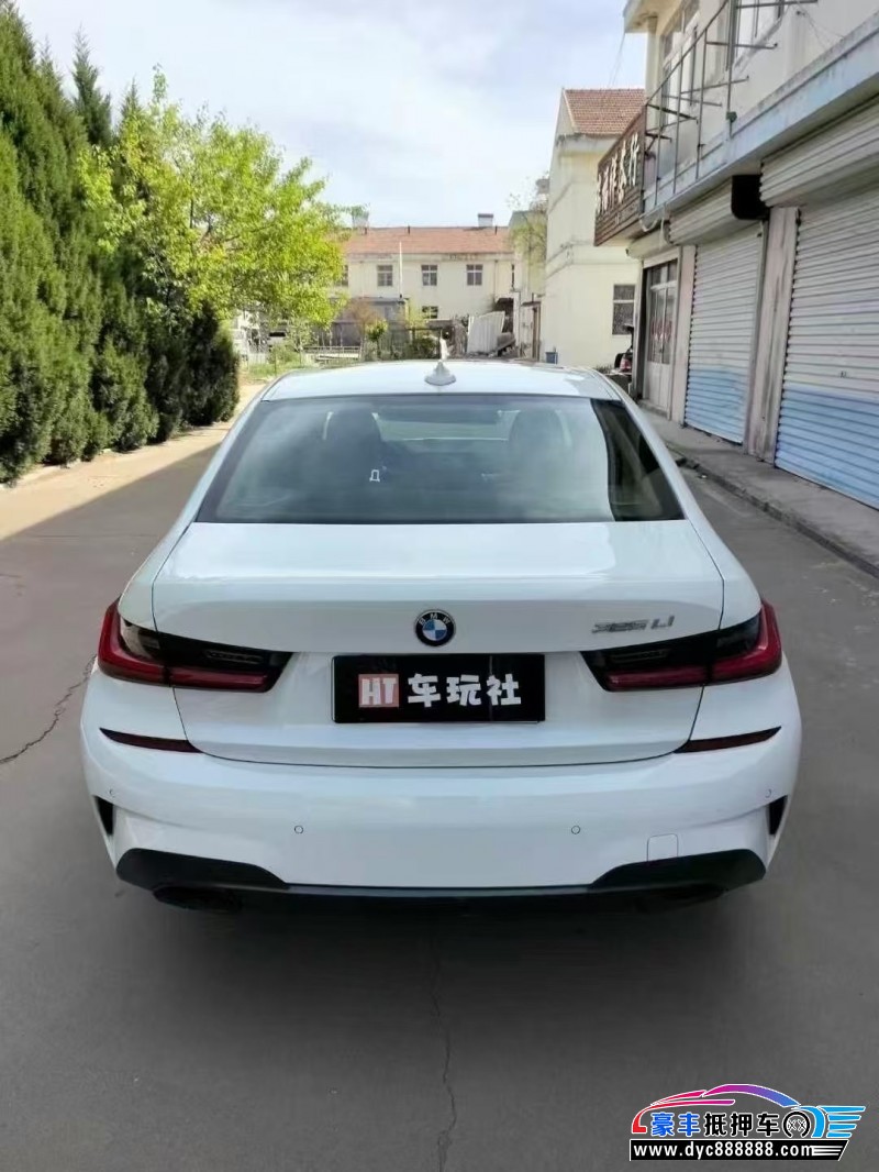 20年宝马3系轿车抵押车出售