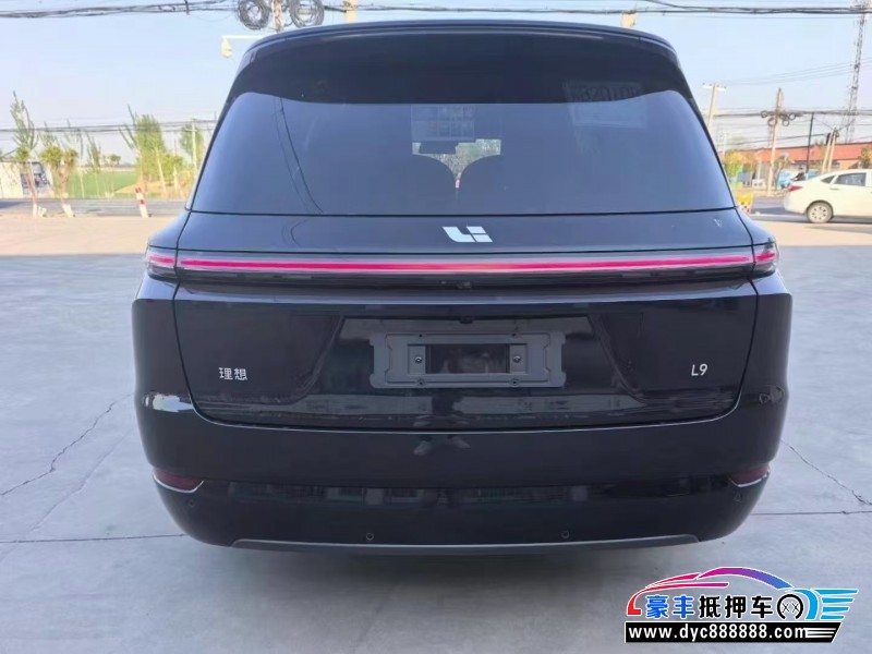 25年理想L9轿车抵押车出售