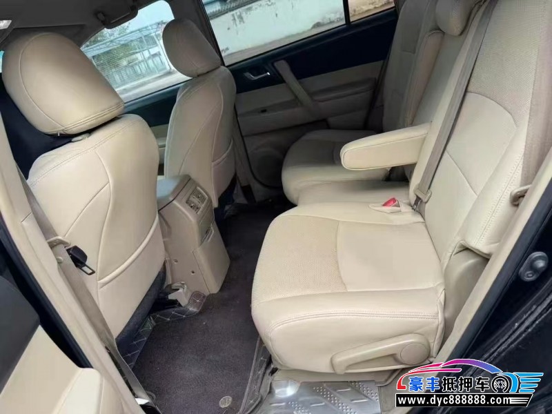 11年丰田汉兰达轿车抵押车出售