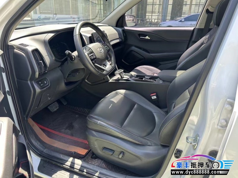 22年现代ix35轿车抵押车出售