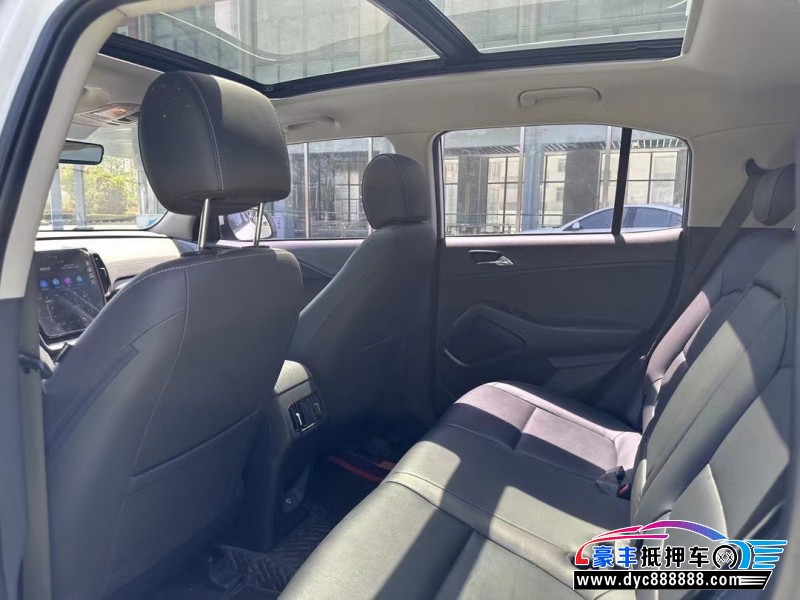 22年现代ix35轿车抵押车出售