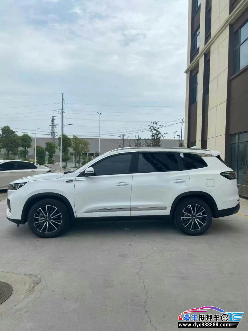 23年奇瑞瑞虎8轿车抵押车出售