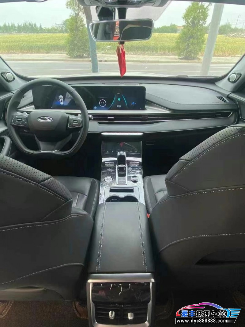 23年奇瑞瑞虎8轿车抵押车出售