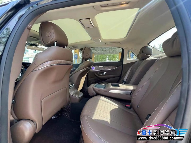 23年奔驰E轿车抵押车出售