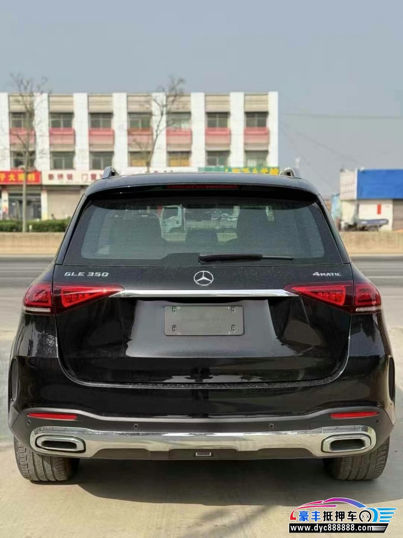 19年奔驰GLE轿车抵押车出售