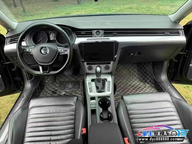 19年大众迈腾轿车抵押车出售