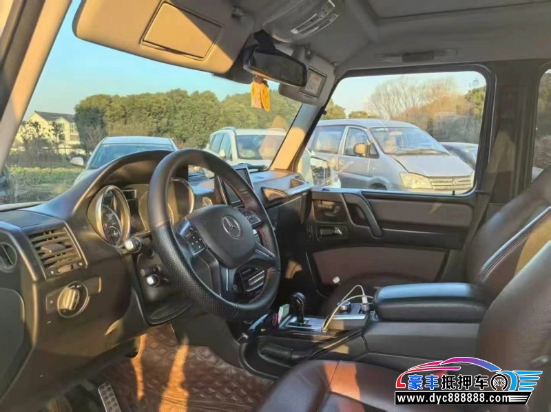 17年奔驰G轿车抵押车出售