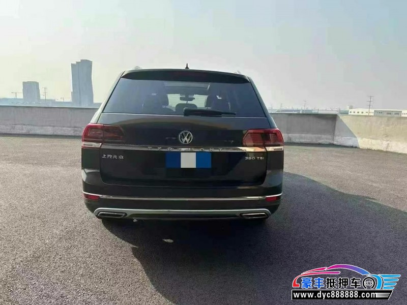 20年大众途昂轿车抵押车出售