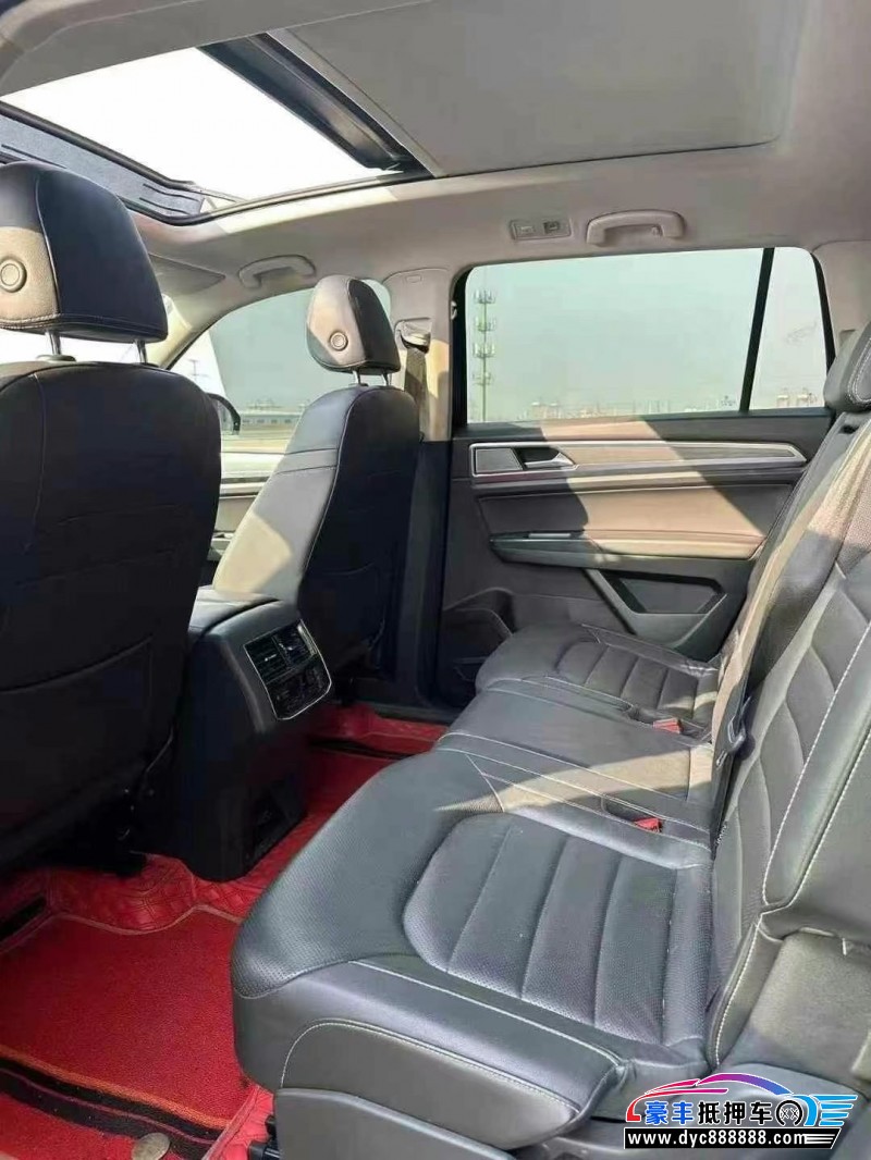 20年大众途昂轿车抵押车出售