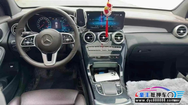 22年奔驰GLC轿车抵押车出售