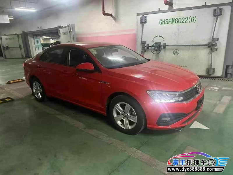 21年大众凌渡轿车抵押车出售