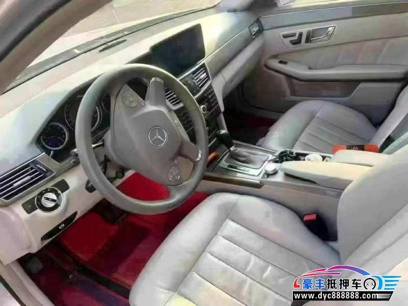 10年奔驰E轿车抵押车出售