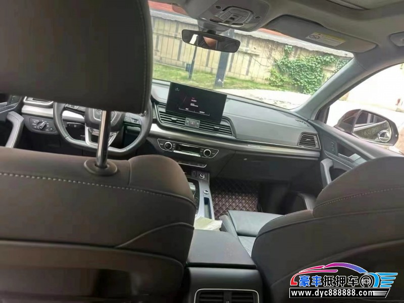 23年奥迪Q5轿车抵押车出售