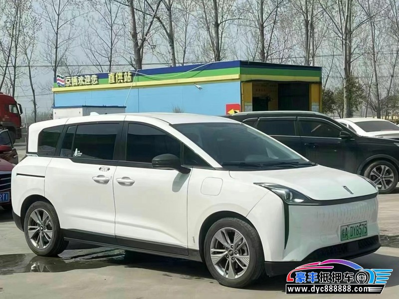 24年奔腾E05轿车抵押车出售