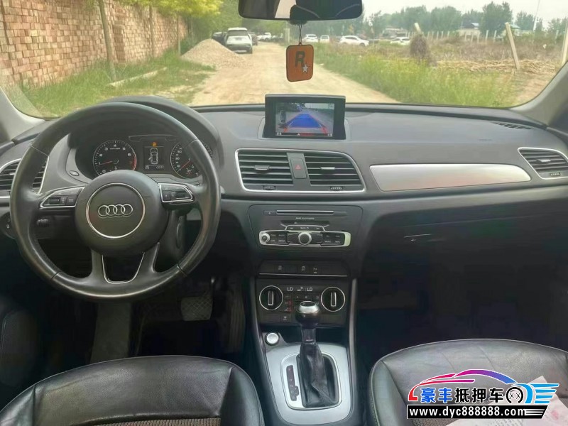 17年奥迪Q3轿车抵押车出售
