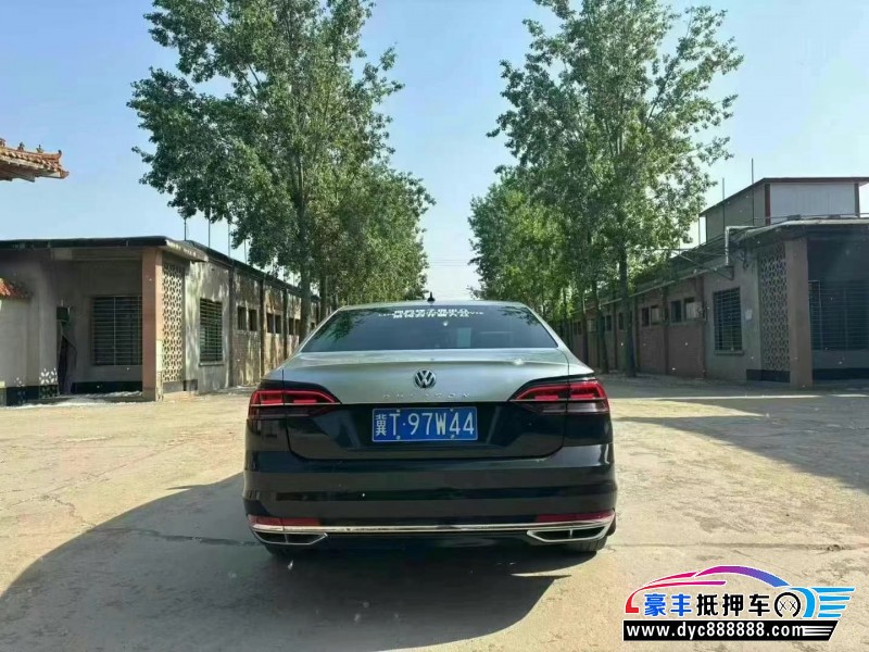 19年大众辉昂轿车抵押车出售