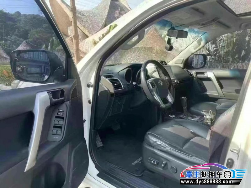 17年丰田普拉多（霸道）轿车抵押车出售