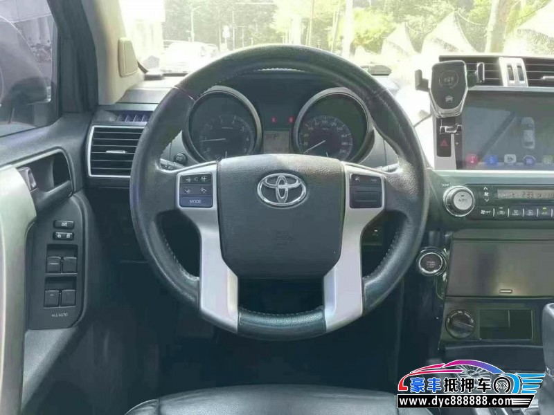 17年丰田普拉多（霸道）轿车抵押车出售