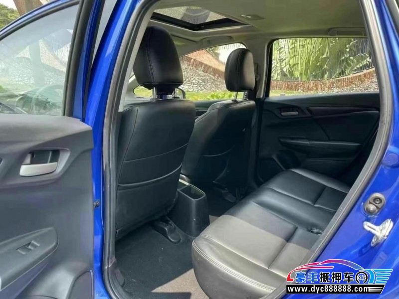 19年本田飞度轿车抵押车出售