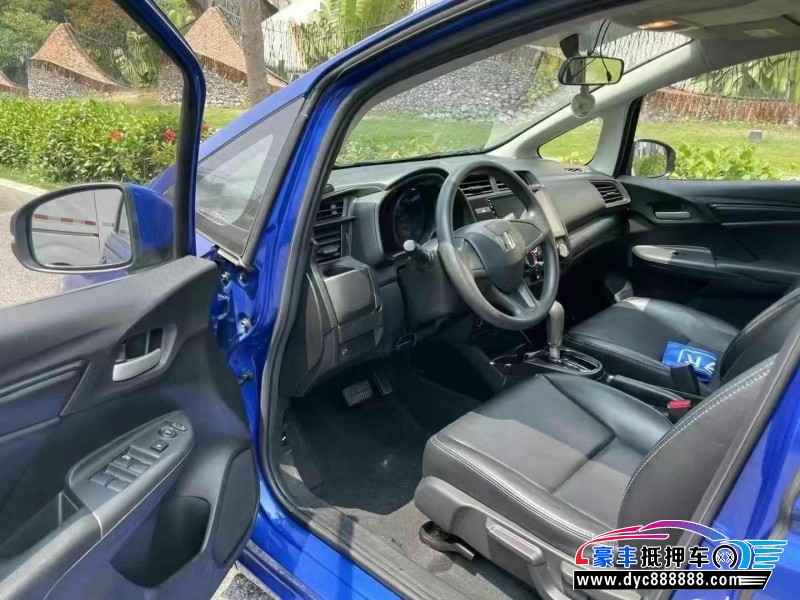 19年本田飞度轿车抵押车出售